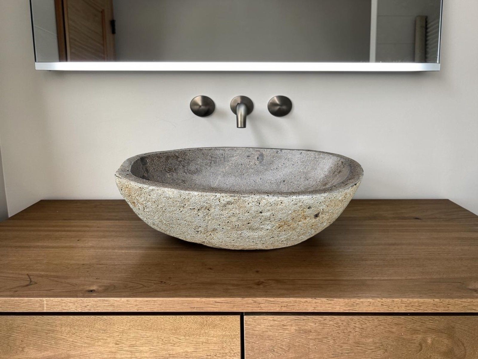 vasque en pierre de riviere 55 cm nenuphar