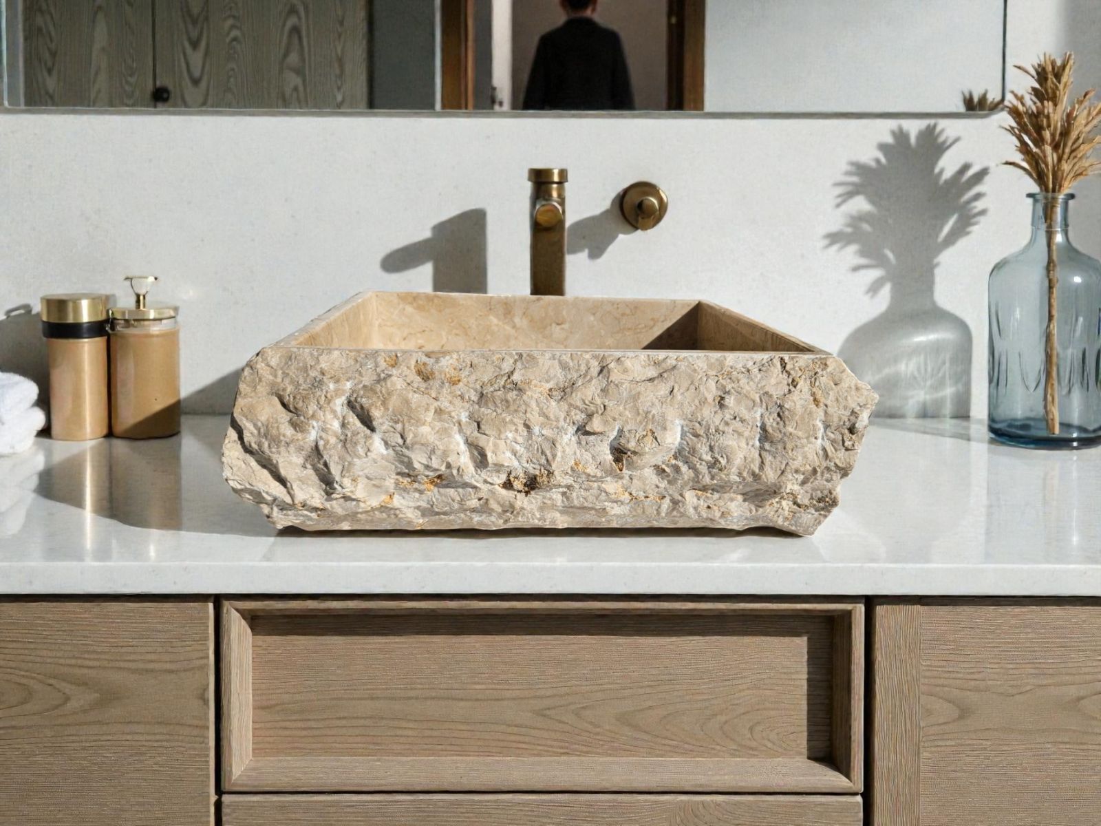 vasque rectangulaire beige en marbre msi